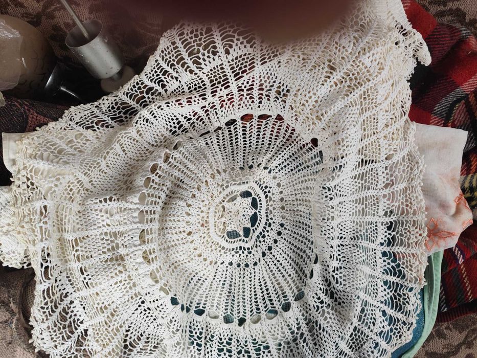 Ръчно плетени покривки и карета