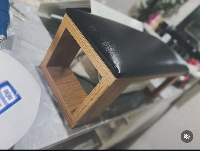 Подставка для рук маникюрная 6000