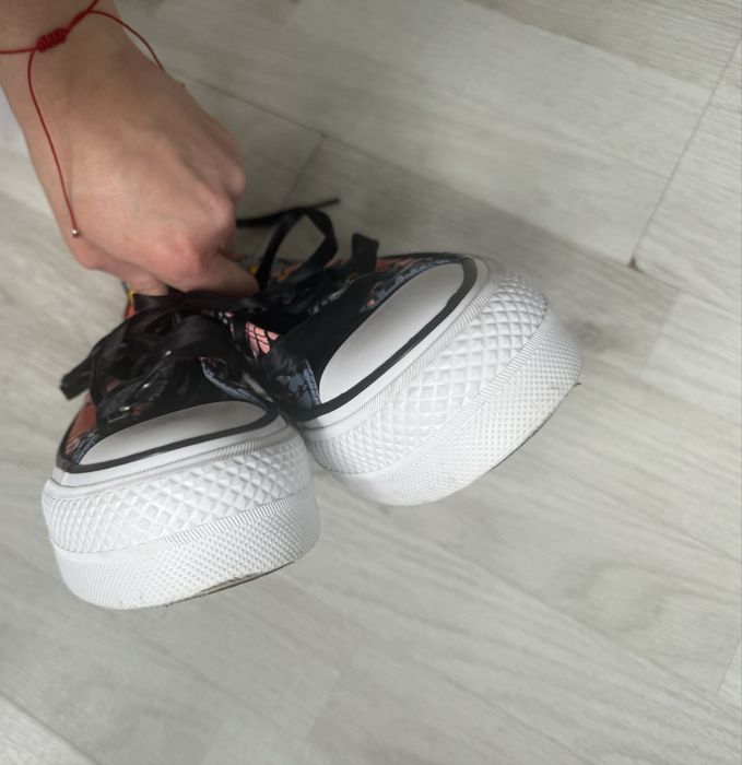 Converse lift platform floral hightop