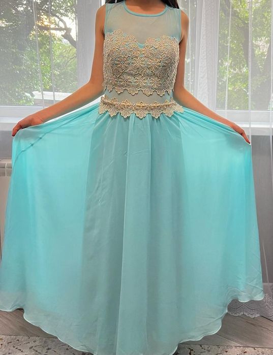 Платье с туфлями