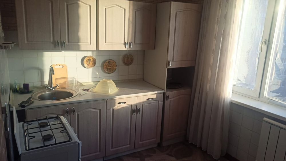 Продам кухонный гарнитур