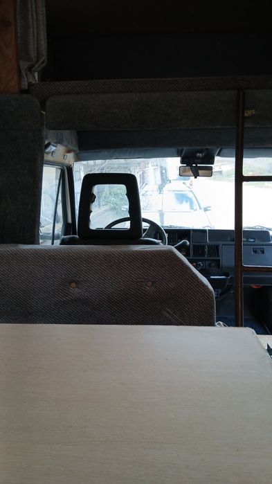 Продавам кемпер пежо 290В