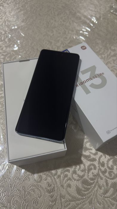 Xiaomi 13 Lite 8+4/256 gb ideal