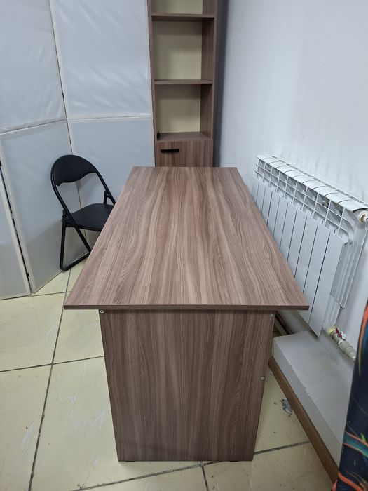 Продаю стол для офиса