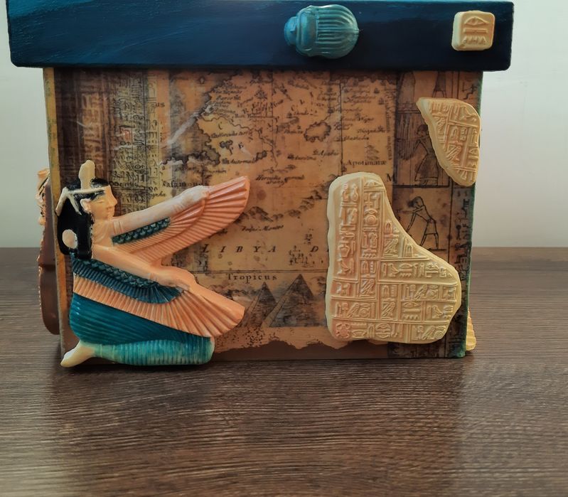 Кутия за бижута.