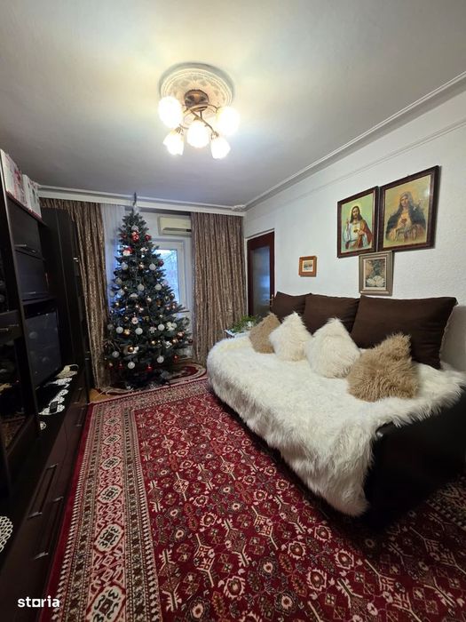 Etaj 2-Gradinari-Iulius Mall-3 Camere Decomandat-bloc 80'