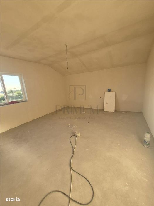 Duplex nou - 3 dormitoare - bucatarie inchisa - zona buna