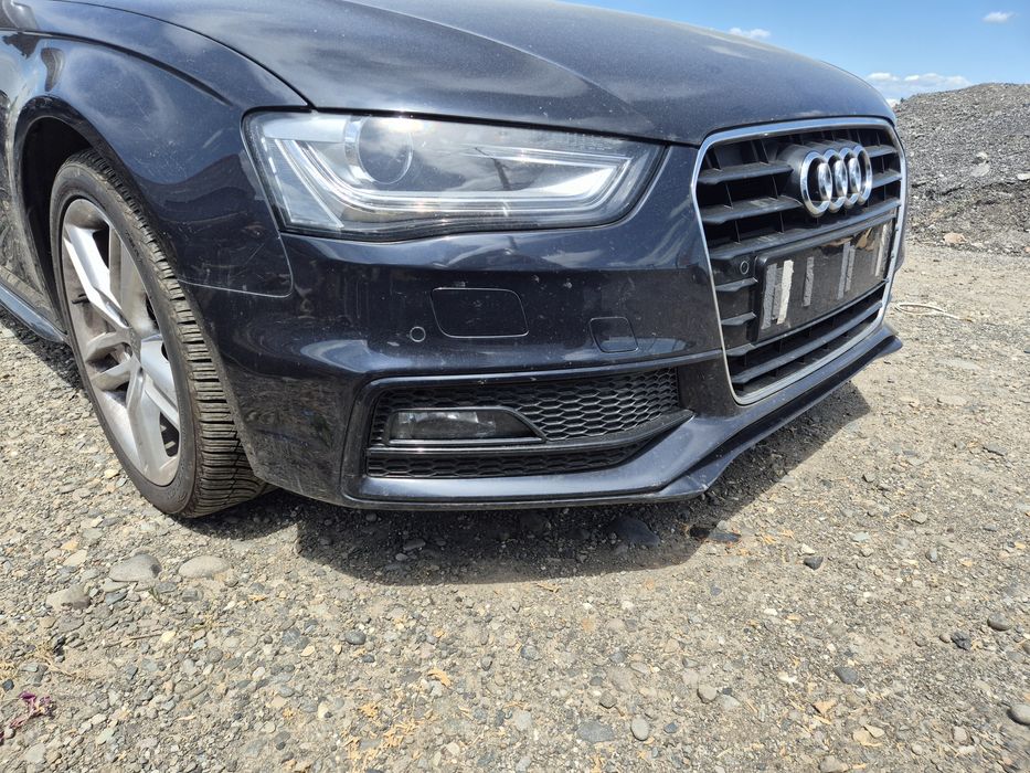 Far dreapta audi a4 b8.5 facelift an 2014 cu xenon, far dreapta audi a4 b8.5 an 2013 facelift cu xenon