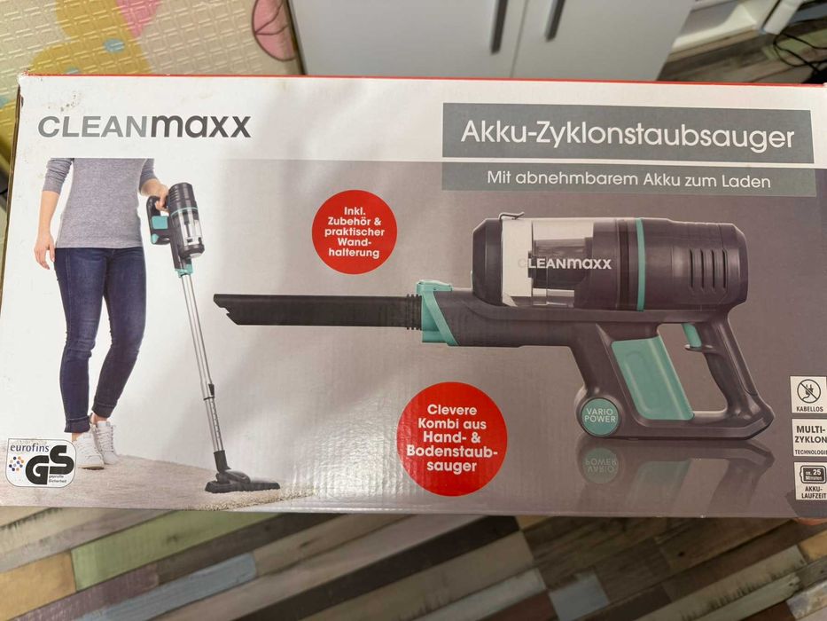 Вертикална прахосмукачка Cleanmaxx 2 в 1