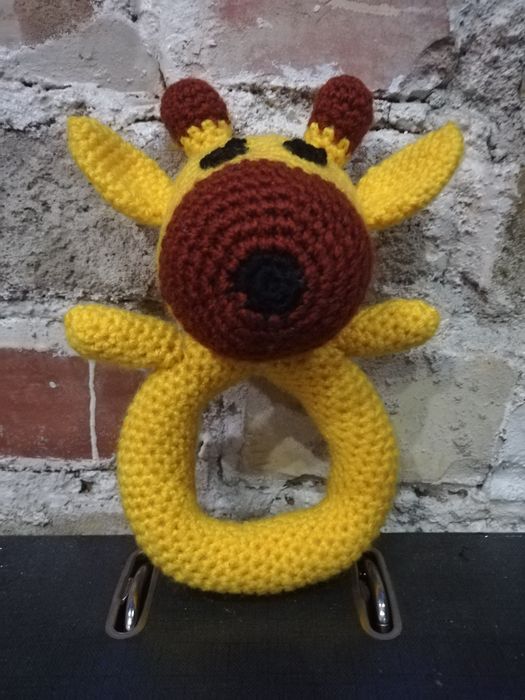 Плетена Бебешка дрънкулка жирафче