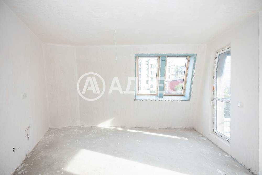 Продава се Тристаен апартамент в Варна, Аспарухово - 89 кв.м за 831 €/кв.м - Снимка #7