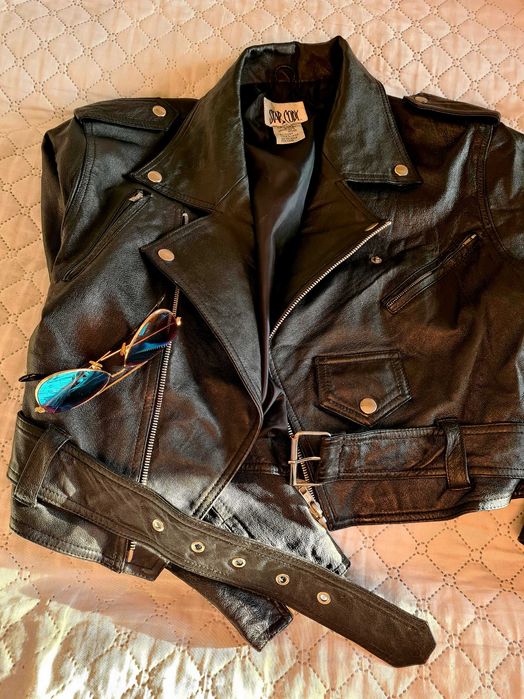 Куртка кожаная женская  продам