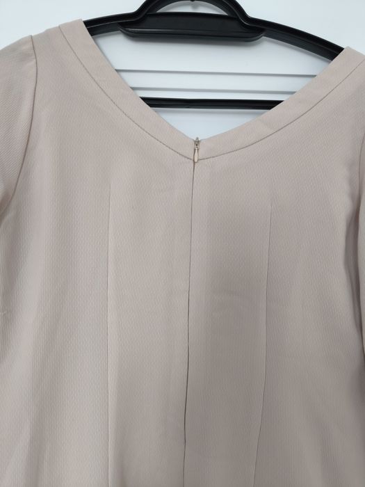 HAINE DIN DULAP, rochie de birou 18 lei și pantaloni blugi  GAP 12 lei