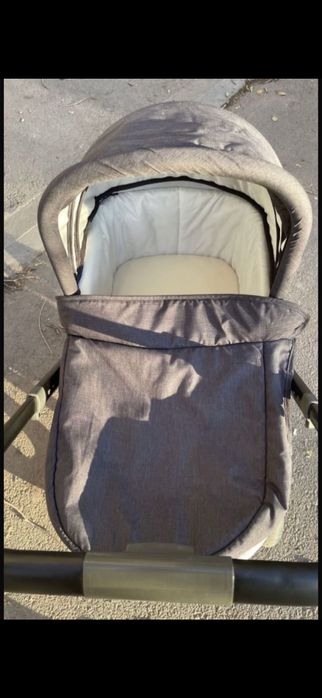 Продаю Коляску с двумя блоками