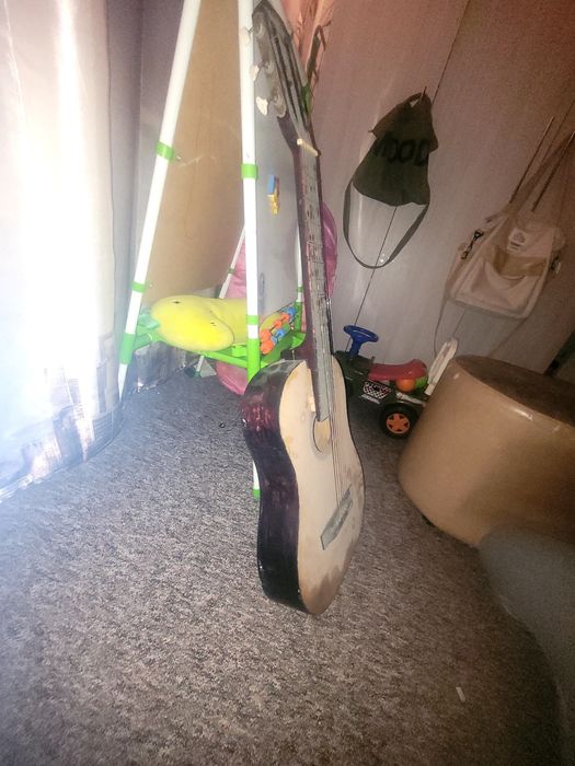 Продам гитару ссср