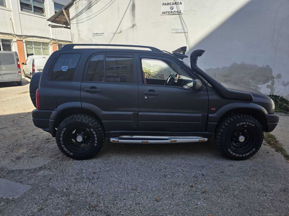 Suzuki Grand Vitara 2.0 Benzină 4x4 | Suspensie Ironman | 2003