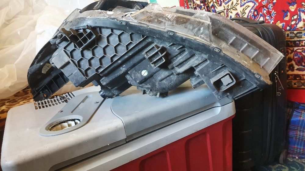 Фара Акцент Led правый