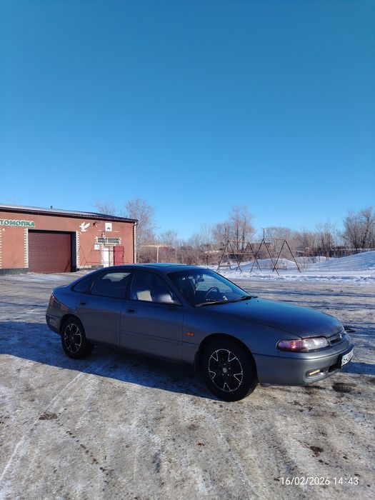 Продам Мазду Кронос