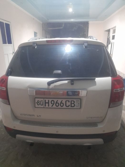 Kaptiva 2012yil 2.4mator barter bor