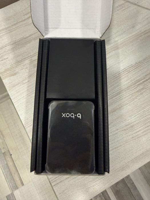Продавам b-box Android  TV медия плеар