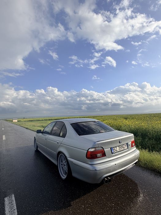 BMW e39 528iA de fabrica