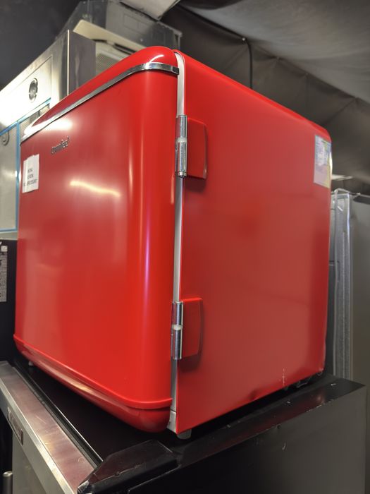 Mini-frigider retrò RCD50RE2EURT COMFEE