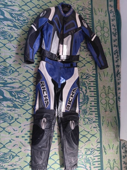 Costum moto piele Richa -mărimea S