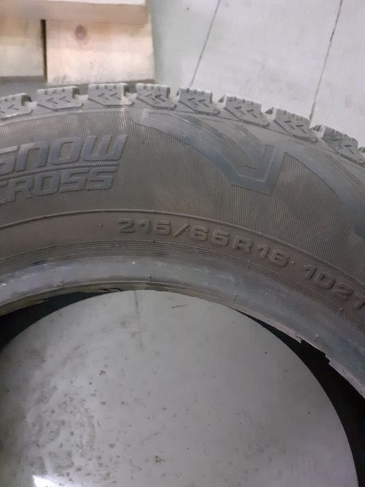 Зимний шина 215/65 R16
