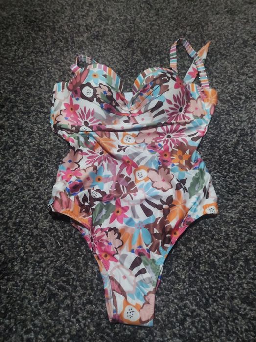 Costum de baie Penti