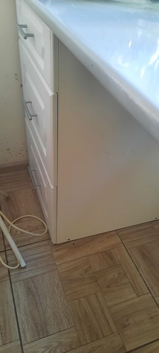 Продам стол б/у.