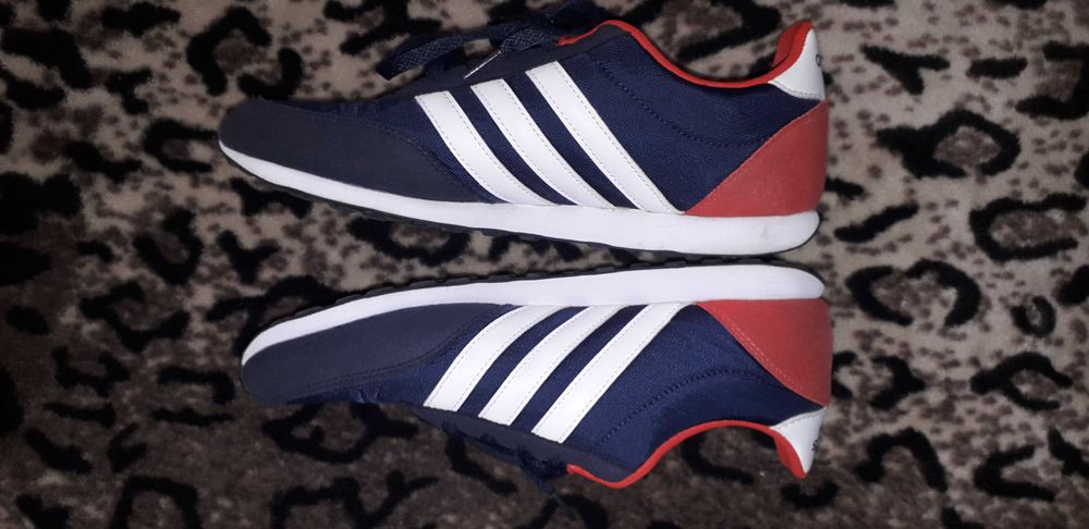 Adidași bărbati- Mărime 43.5