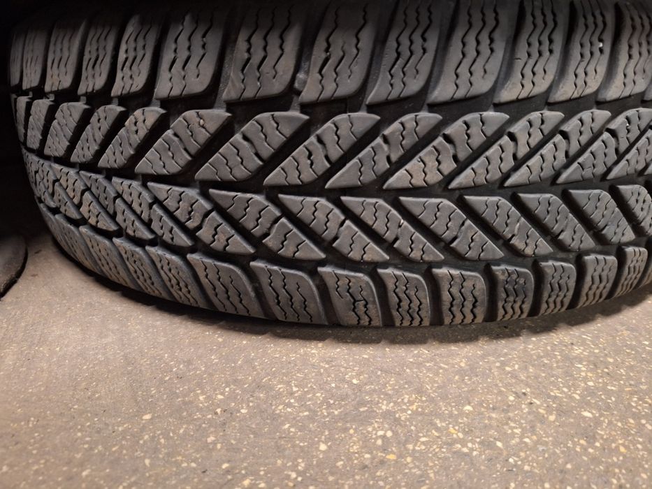 -set anvelope iarna-185 65 15