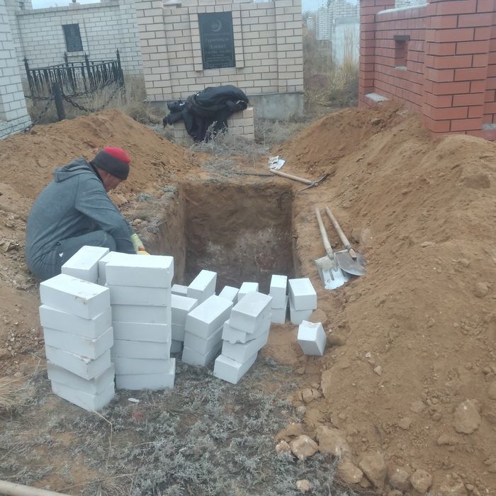 Қабир қазу в Актобе Кәбір қазу