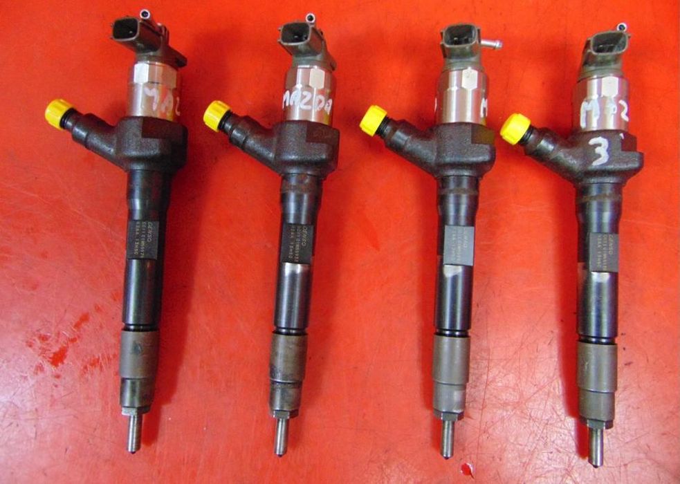 Injector Mazda 6 2.2 Cod R2AA13H50