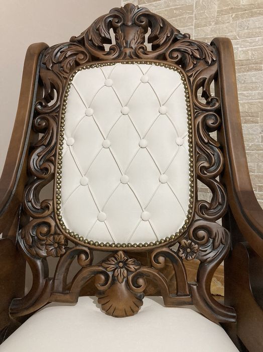 Кралски люлеещ стол