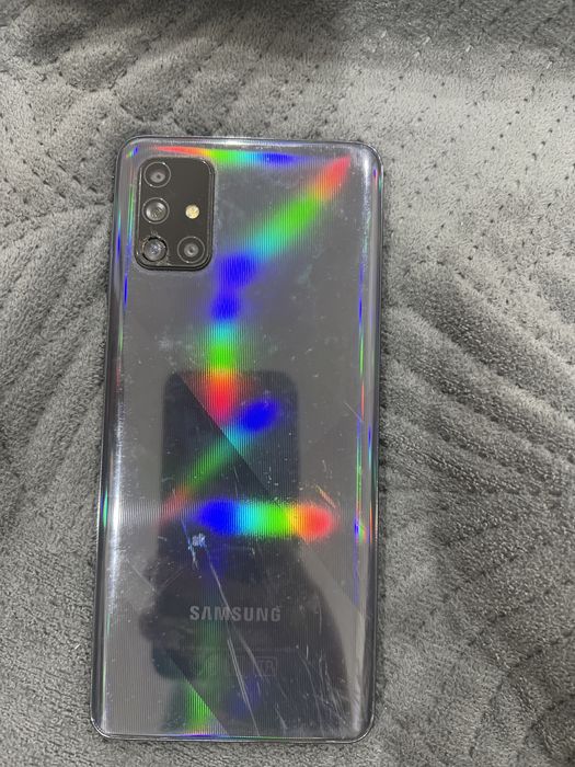 Продам телефон самсунг