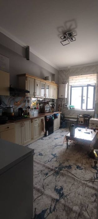 Pradayotsya dom 2 etaj 2 y etaj yevro remont