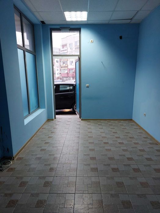 Дава се под наем Офис в Благоевград, Еленово 1 - 33 кв.м за 102 € - Снимка #1