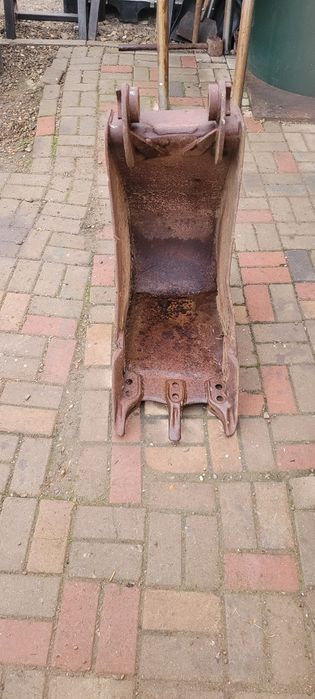 Cupă  Excavator  36 cm