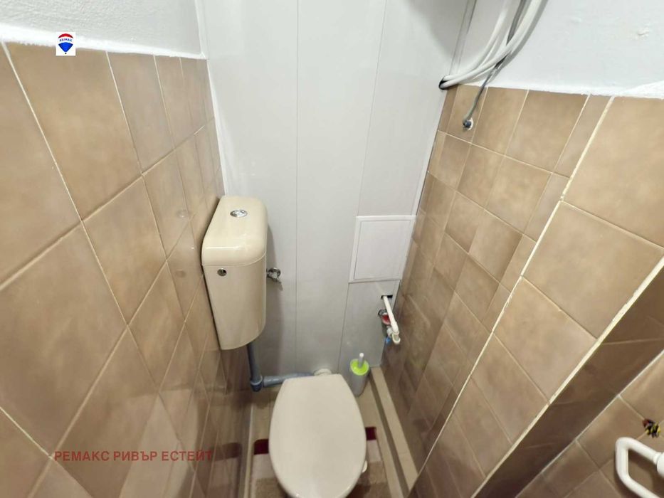 Продава се Четиристаен апартамент в Русе, Чародейка - Юг - 87 кв.м за 1011 €/кв.м - Снимка #11