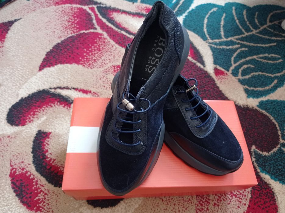 Erkaklar Oyoq kiyim sotiladi razmeri - 40