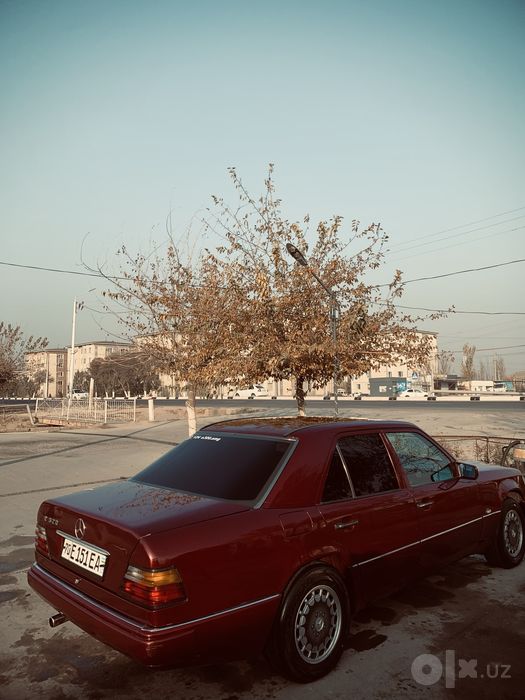 Mers 124 300 amg sotiladi 1992 yil xolati urta kiraska bulgan xammasii