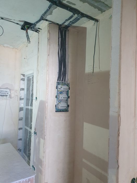 Электрик, электромонтажник, сантехник