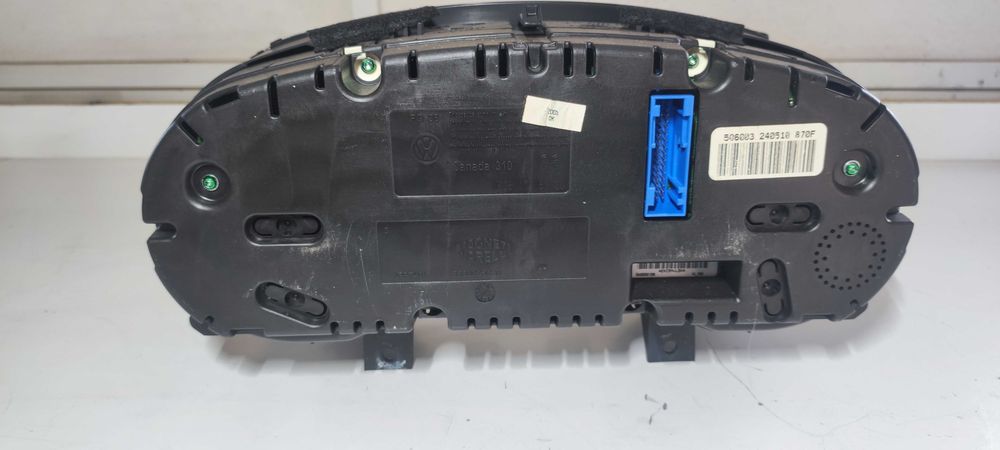 Ceasuri bord volkswagen vw golf 6 break cod 5K0920870F