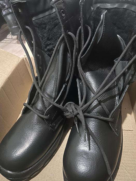 Продам берцы, зимние и летние