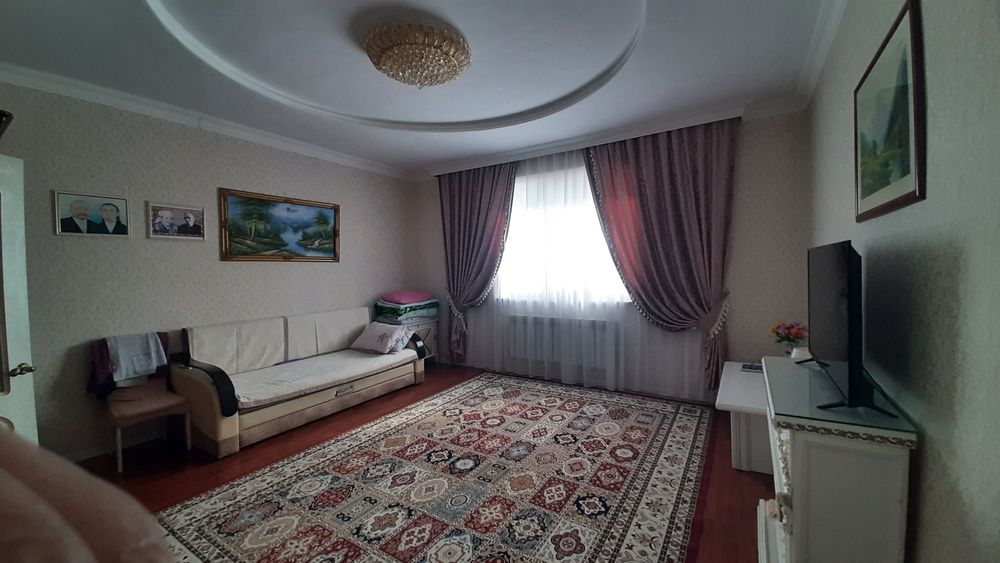 Продам коттедж 2 этажа в городе