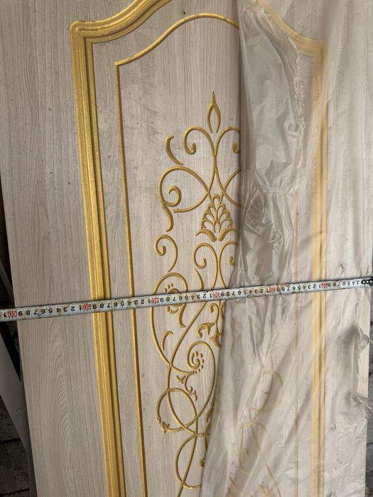 Деревенная дверь в комплекте