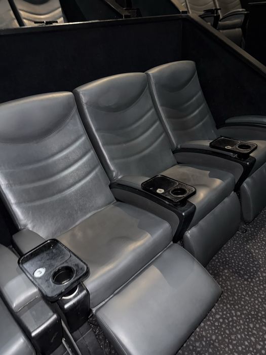 Кресло для кинотеатра