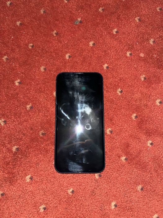 Айфон 13  темно синий 128 гб