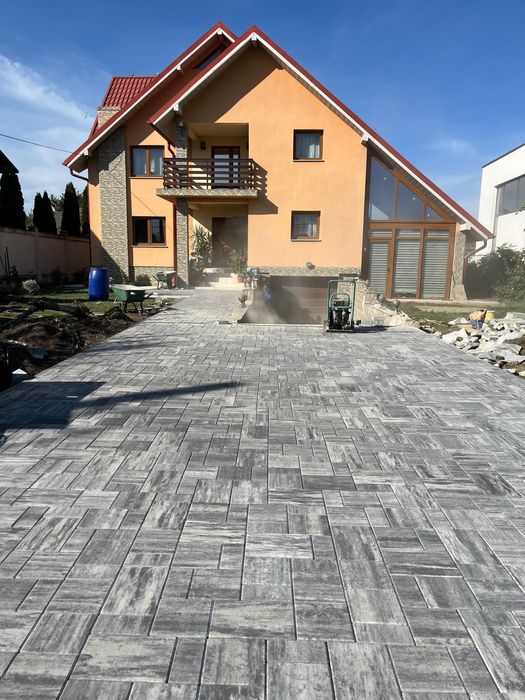 Montaj pavaje/borduri